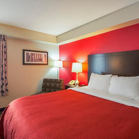 Quality Inn Near Potomac Mills Woodbridge Bagian luar foto